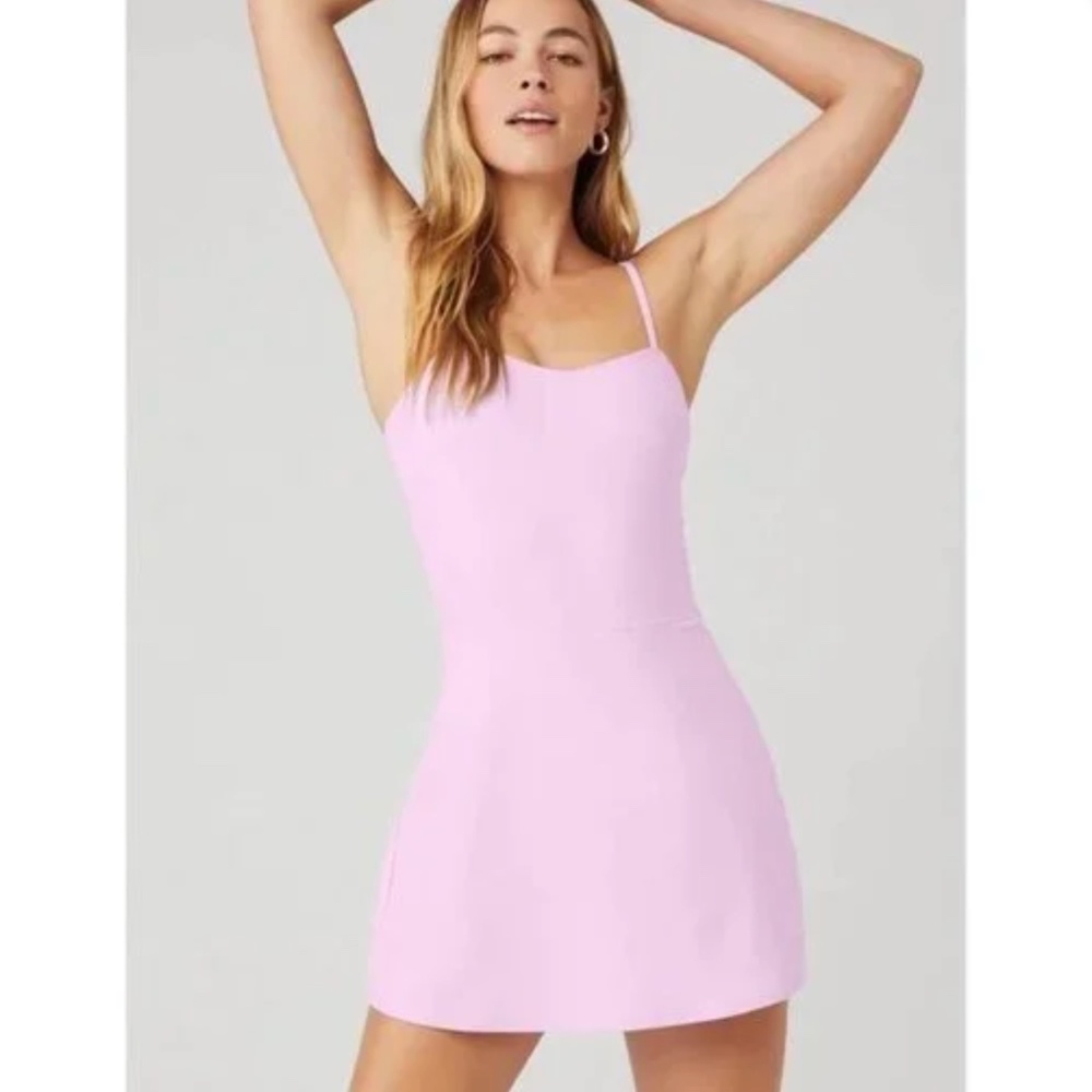 ALO Yoga Alosoft Courtside Tennis Dress in Sugarplum (S)